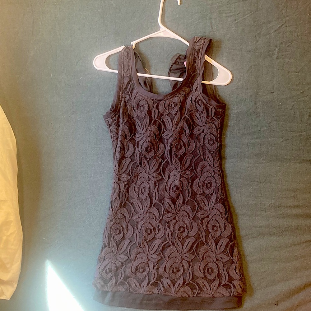 Mini grey dress w/flower lace! Great condition, barely worn!